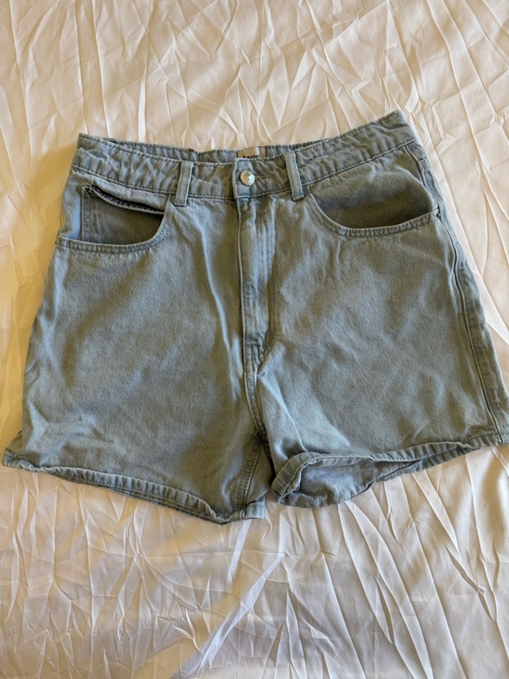 Princess Polly Washed Light Blue High-Rise Denim Shorts size 8